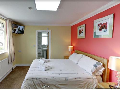 Hostal County Hotel