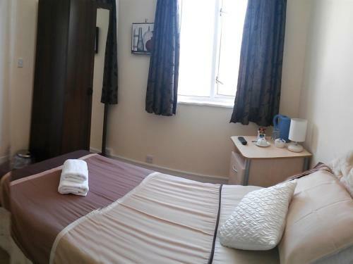 Hostal County Hotel