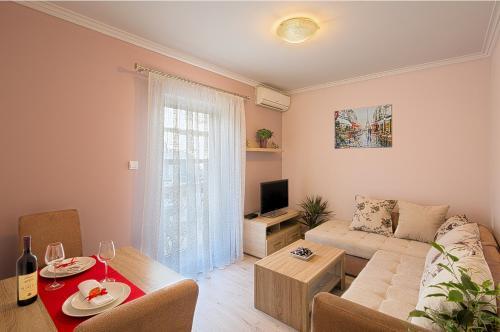 Apartment Nada 02