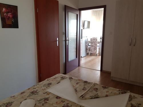Budva Sea View Apartment 1