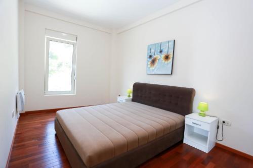 Apartment Status 5