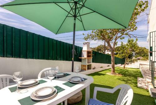 Meco�s Village
