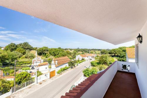 Meco�s Village