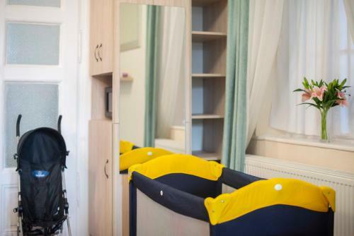 Suzy Apartman