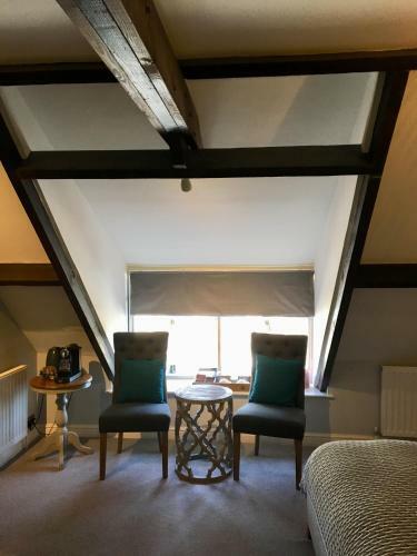 Grapevine Hotel