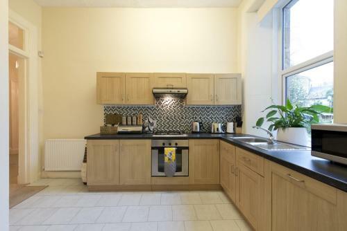 Wallace Apartment