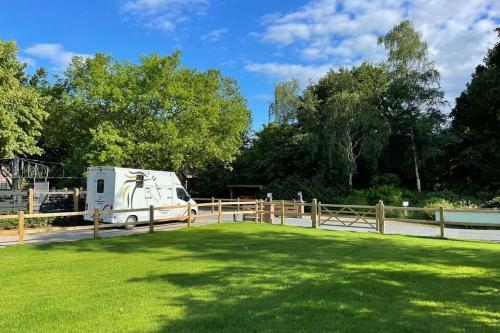 Luxe Apartement - Great Stay On The Farm