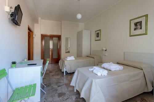 Hostal Porta Della Musa