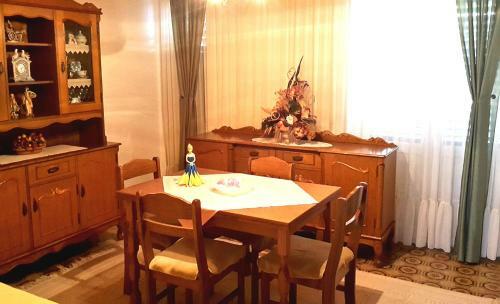 Hostal Guest House Fenix Brela