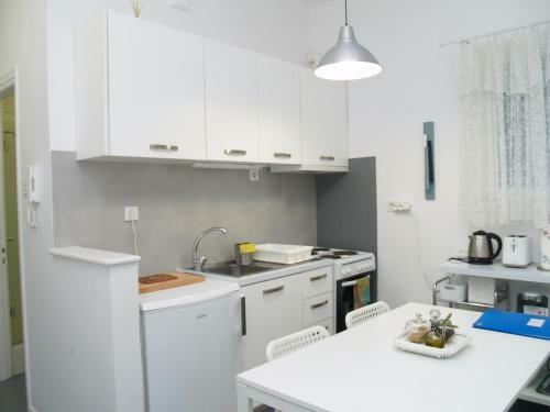 Apartamento Newly Renovated Apt In Kolonaki