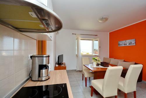 Apartments Miro