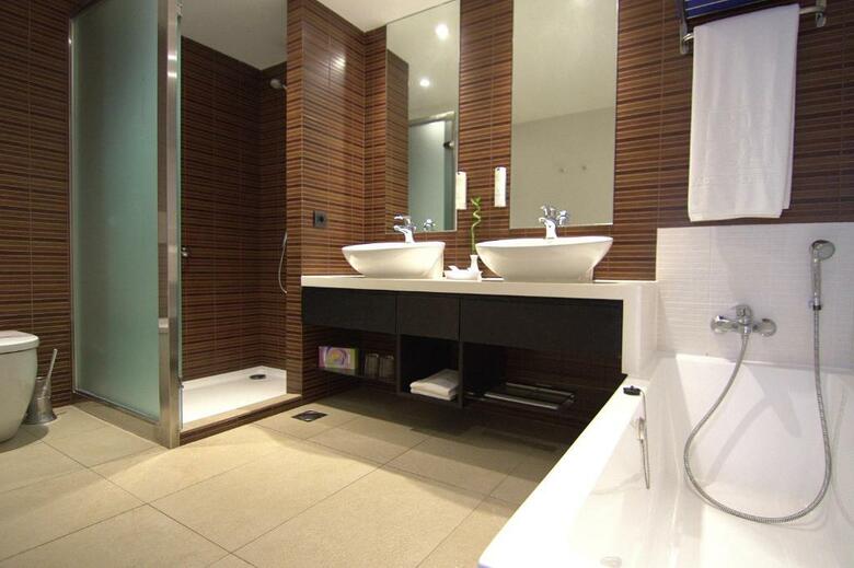 Hotel Col�n Guanahan� Adults Only