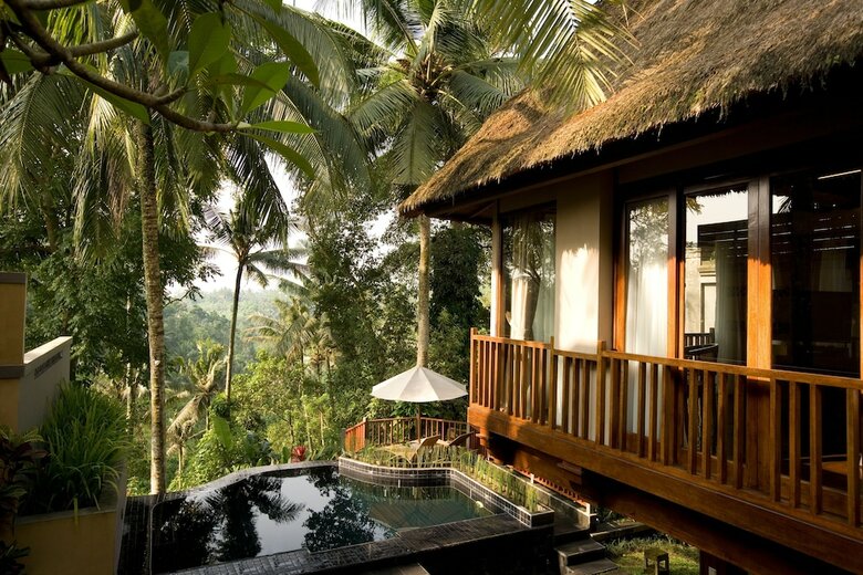 Hotel Kamandalu Resort & Spa
