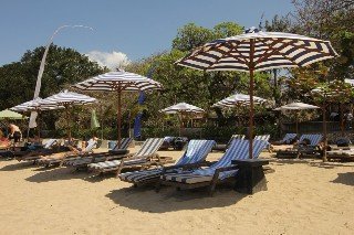 Hotel The Oasis Beach Benoa Bali