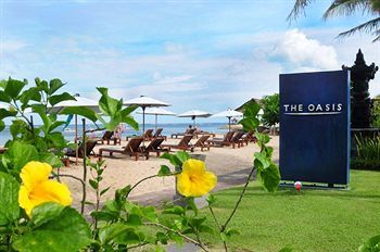 Hotel The Oasis Beach Benoa Bali