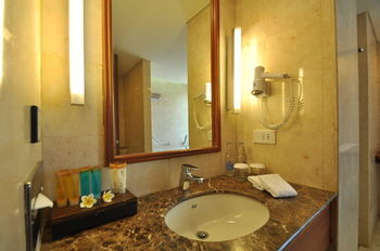 Hotel Kuta Paradiso