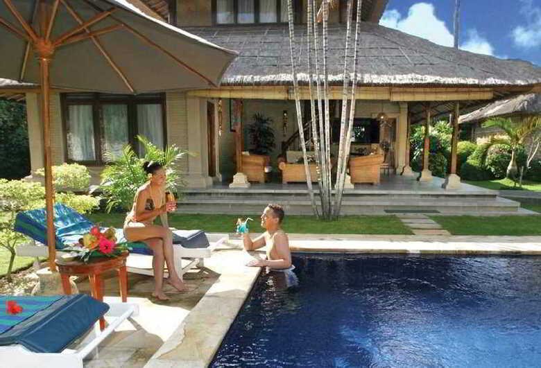 Hotel Aneka Beach Kuta