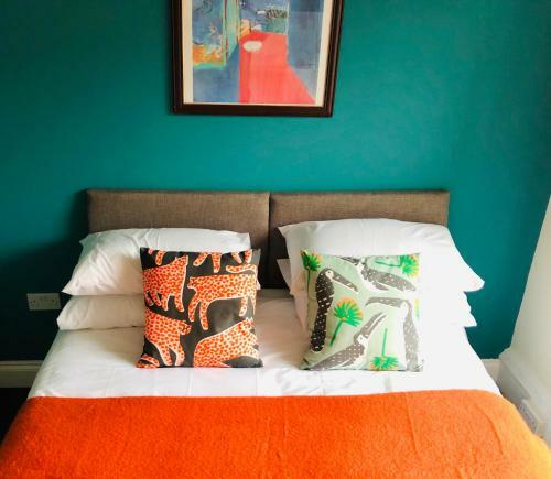 Willy Wallace Hostel Ltd