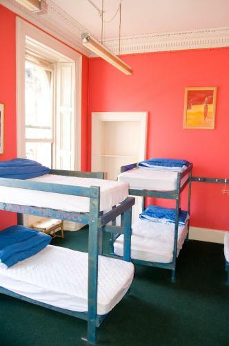 Willy Wallace Hostel Ltd