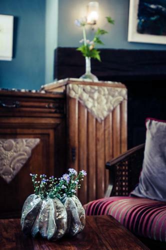 Hostal Bridgehouse