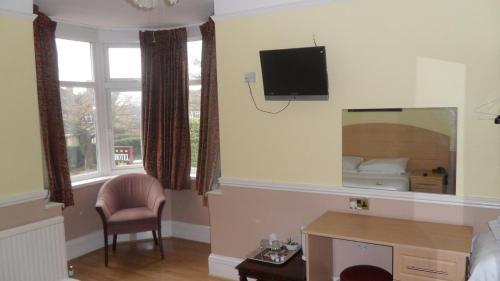 Skyways Hotel