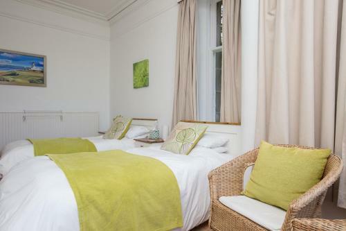 Hostal Chrialdon House