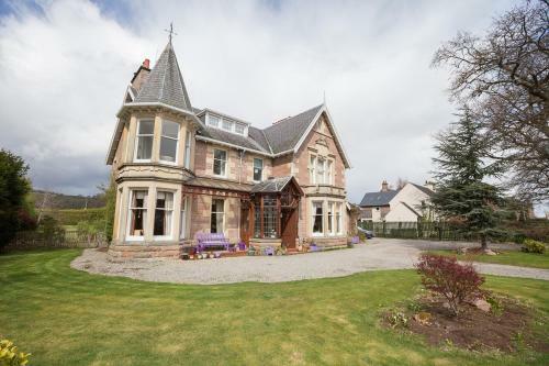 Hostal Chrialdon House