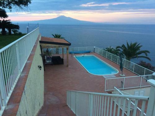 Villa Vela