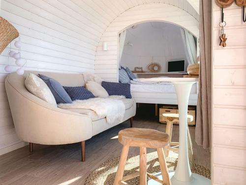 Tiny House de Boet, In de Natuur Op 450 Meter Van Het Strand
