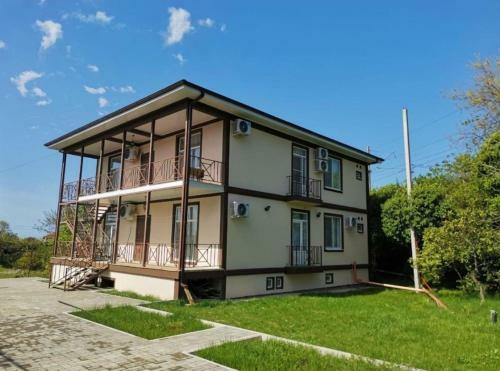 Hostal ???????? ??? "izumrud"