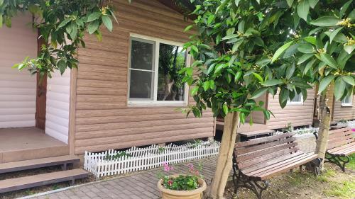 Hostal Breeze