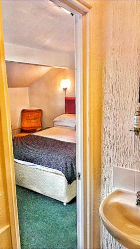 Hostal Lyndhurst Guest House