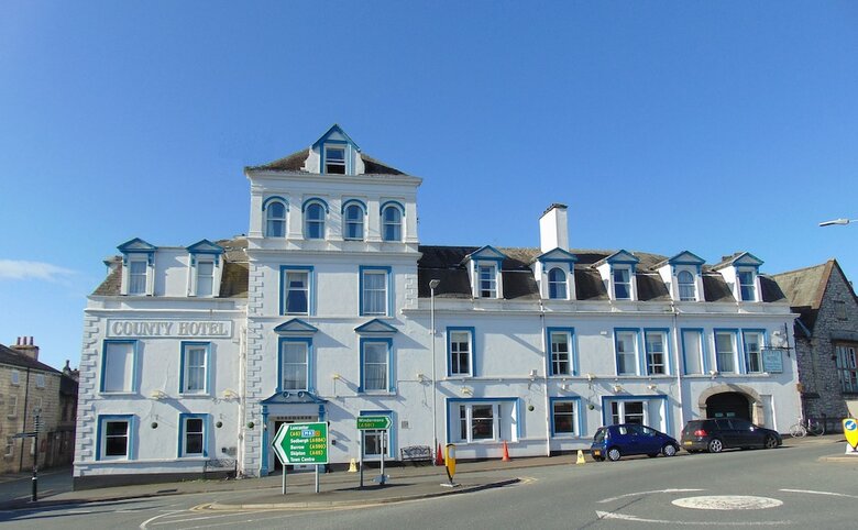 County Hotel