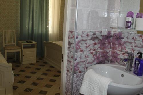 Hostal ?????????
