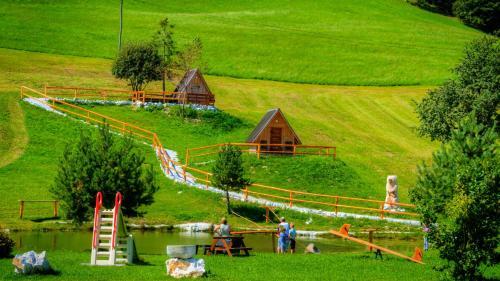 Apartment&glamping Vrhovc