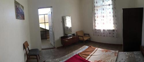 Hostal ??????