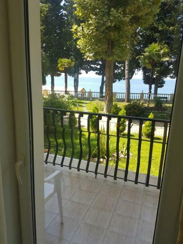 Hotel Lazurniy Bereg