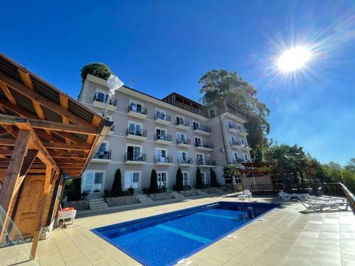 Astan Hotel