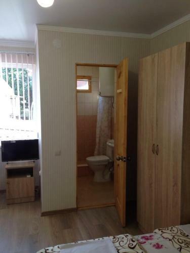 Hostal Nadezhda Guest House