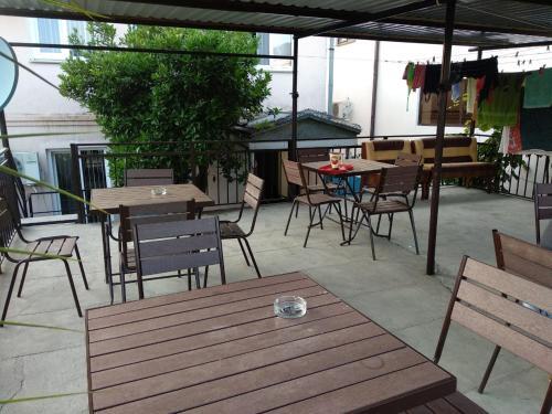 Hostal Nadezhda Guest House