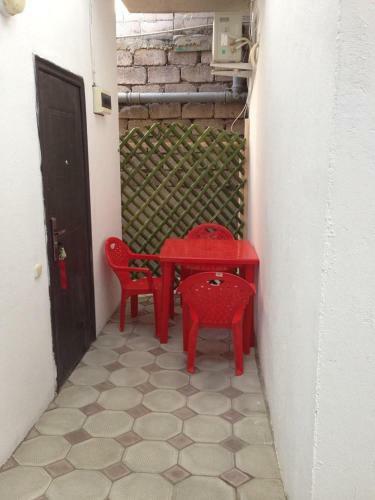 Hostal Nadezhda Guest House
