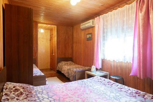 Hostal ?????