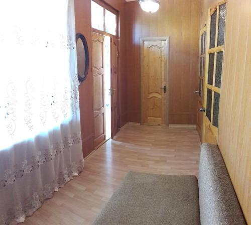 Hostal Guest House On Ardzinba 215