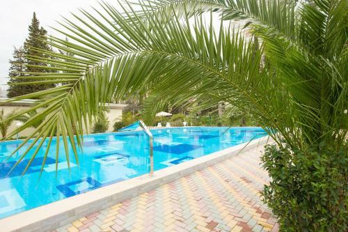 Amza Park Hotel