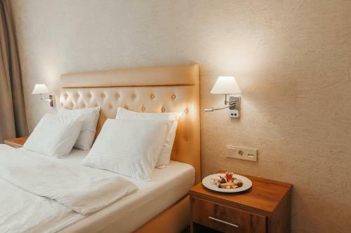 Amza Park Hotel