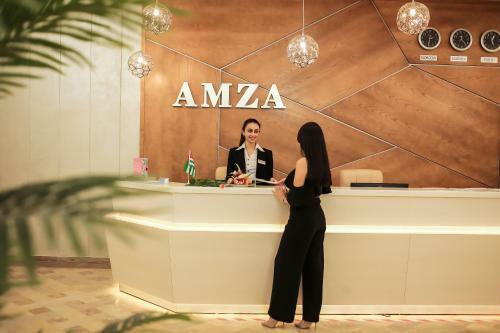 Amza Park Hotel