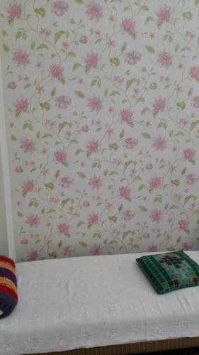 Room On Ardzinba 26