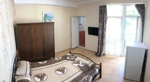 Hostal White House