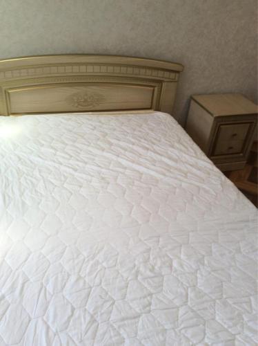 Apartamento ???????? ? ?????? 2-? ??? 300? ?? ???? 4 ????