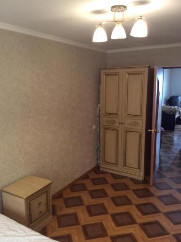 Apartamento ???????? ? ?????? 2-? ??? 300? ?? ???? 4 ????